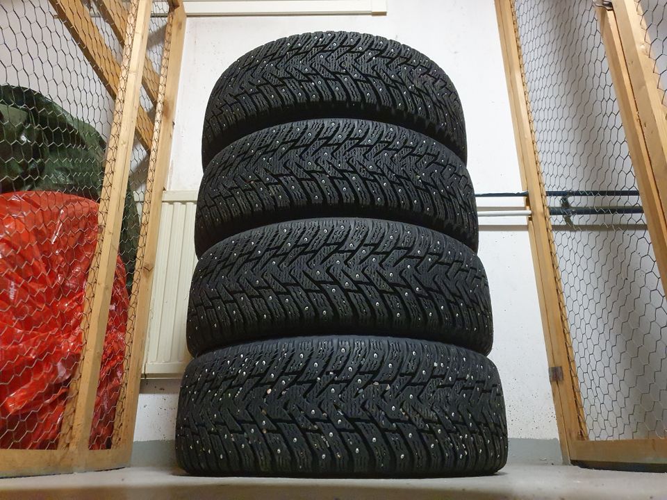 205/55R16 94T XL Nokian Hakkapeliitta 8 nastarenkaat