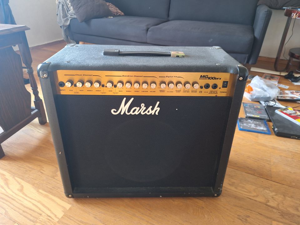 Marshall MG100DFX