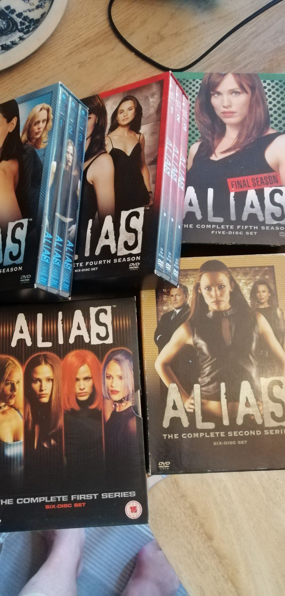 Alias 1-5 kaudet, kaikki kerralla