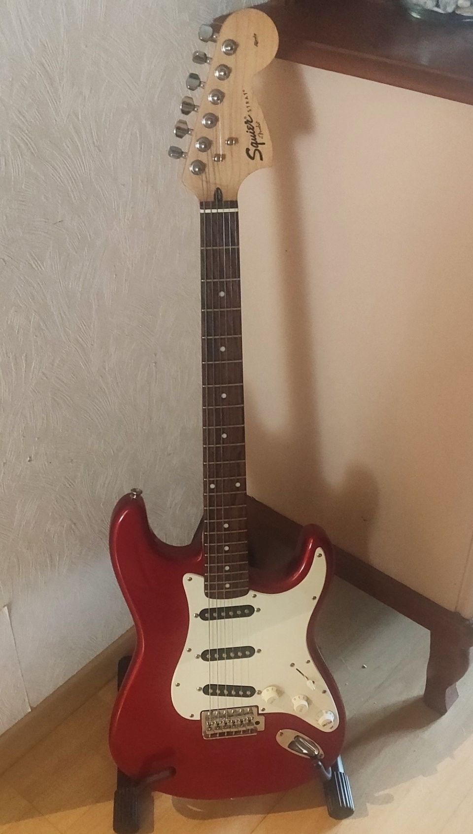 Fender Squier Affinity Strat kitarapaketti.