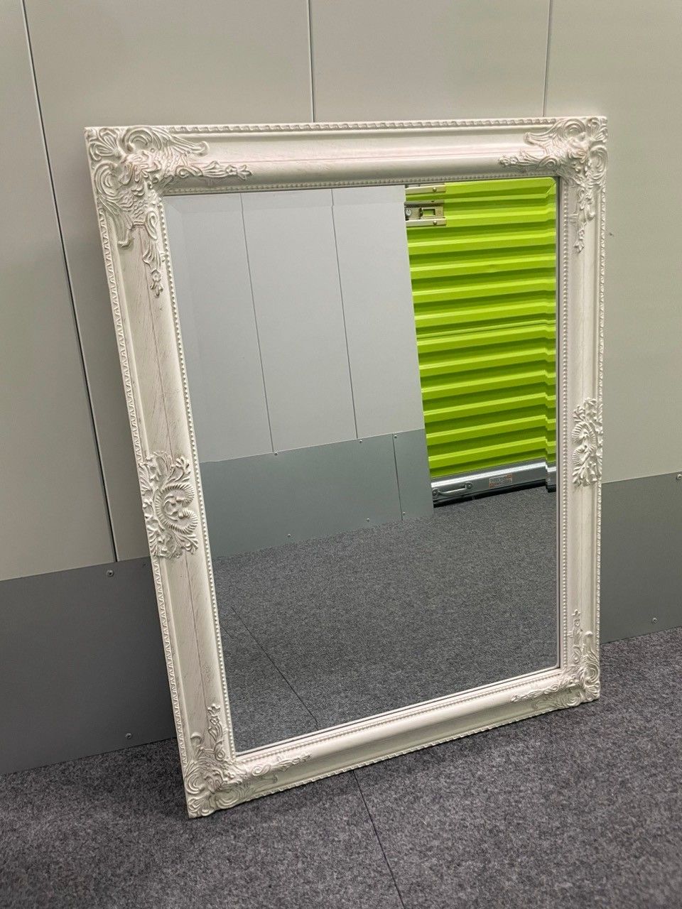 White decorative mirror