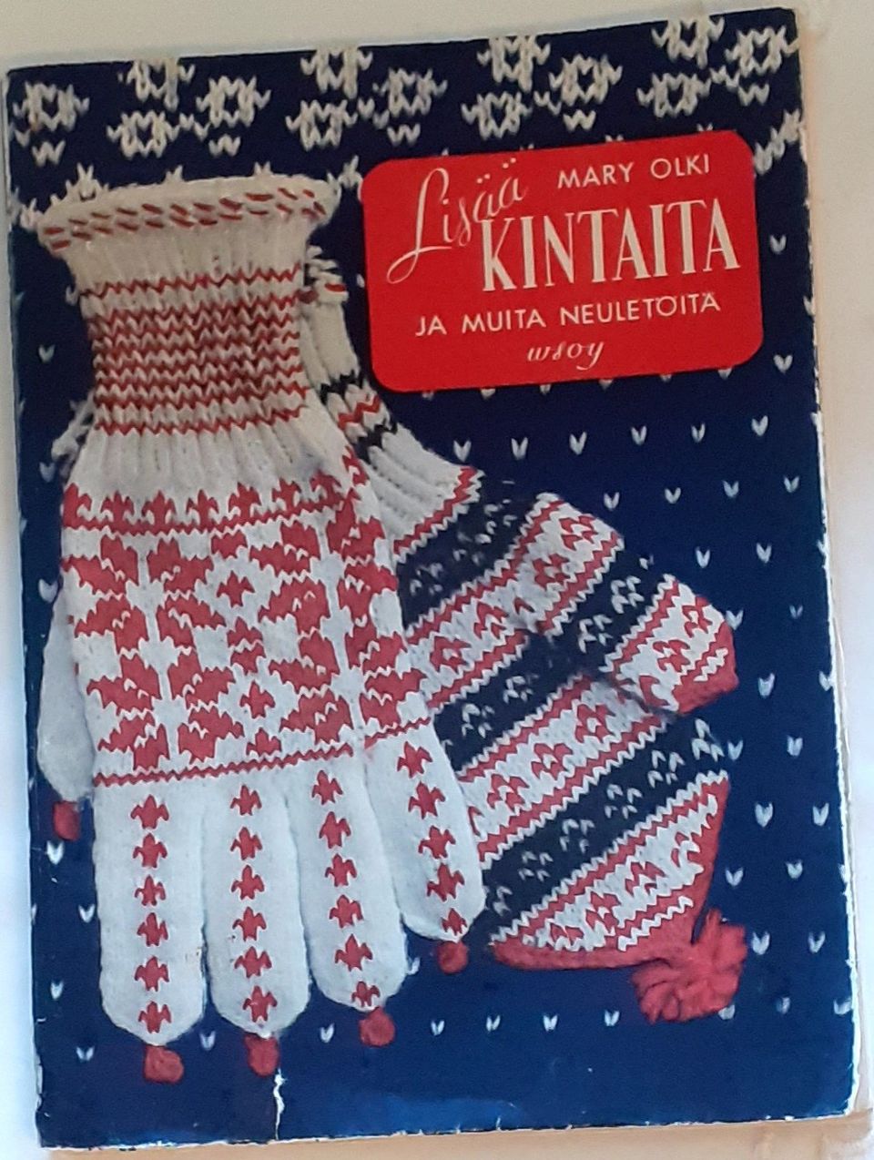 Lisää Kintaita ja Muita Neuleita