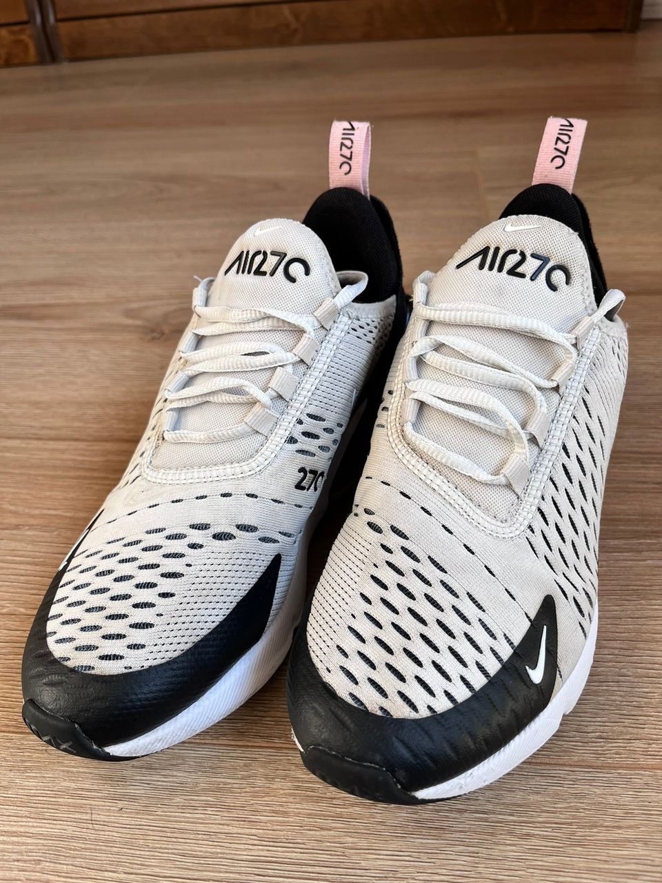 Nike AIR MAX 270 kengät, koko 38