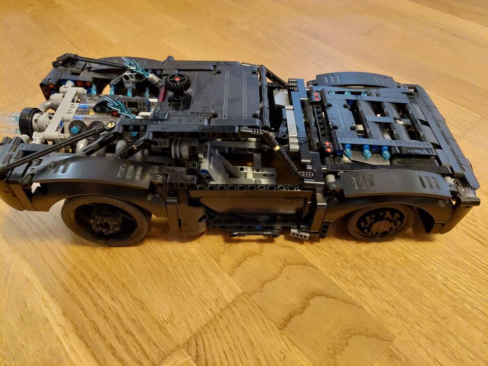 Lego Batmobile 42127