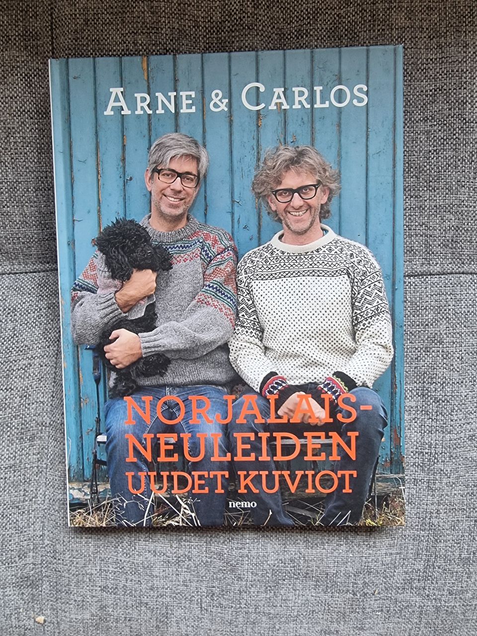 Norjalaisneuleiden uudet kuviot Arne ja Carlos