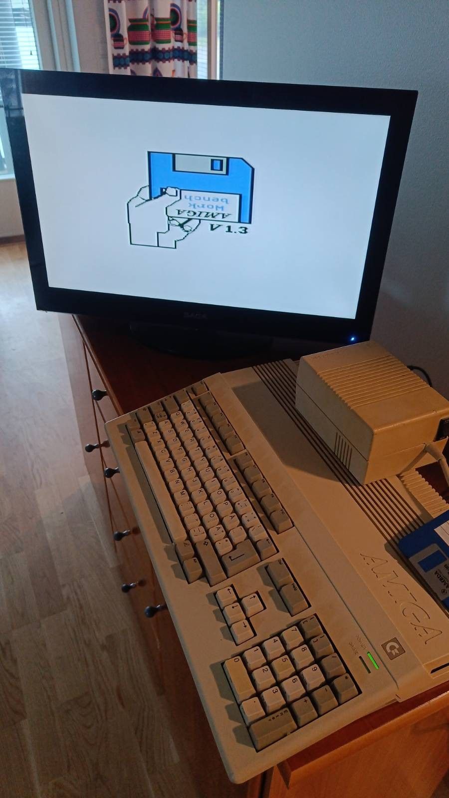 Amiga A500 tietokone