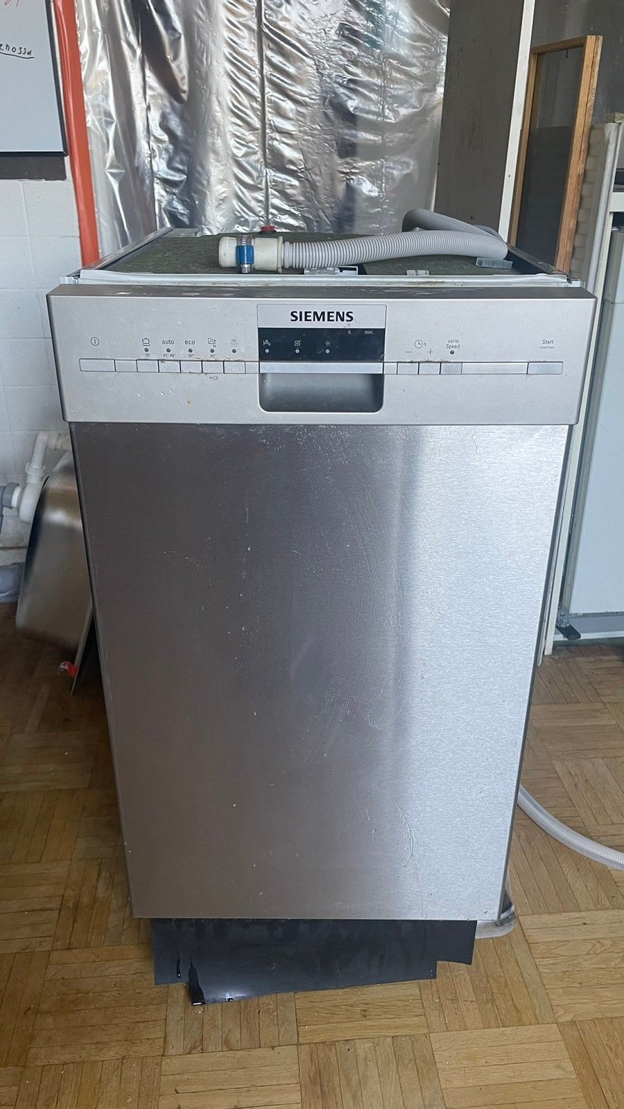 Astianpesukone Siemens 45cm