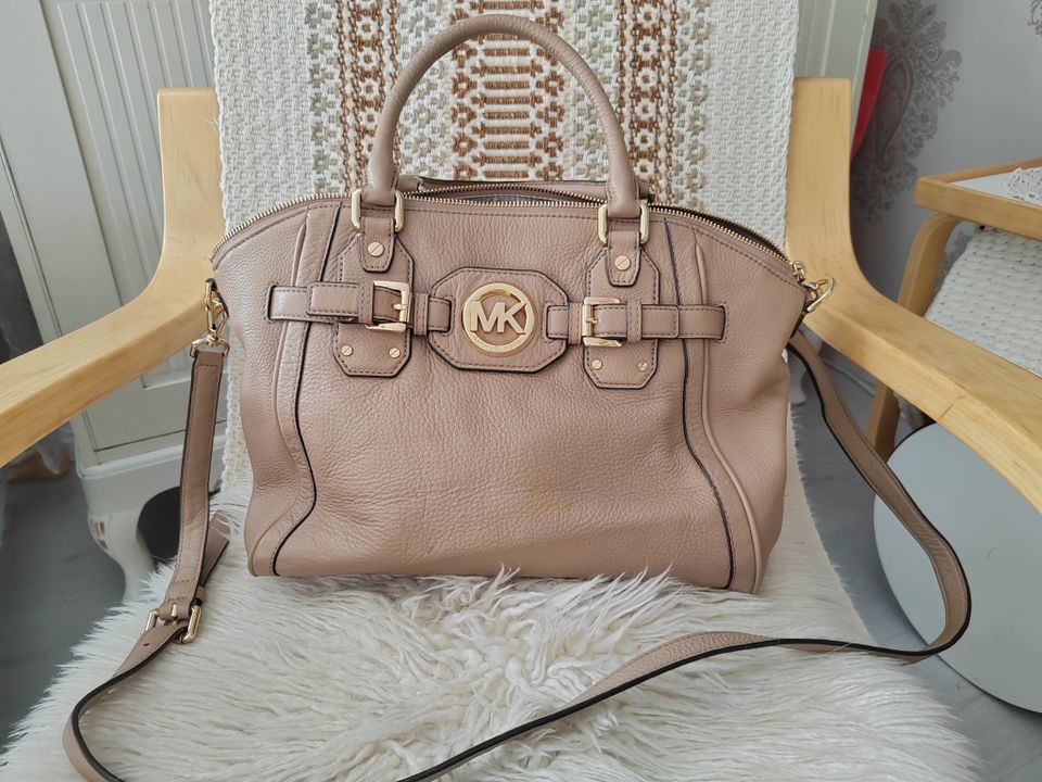 Michael Kors laukku