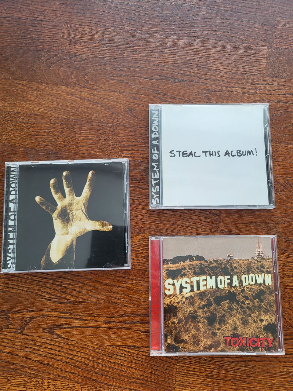 System Of A Down CD-levyjä