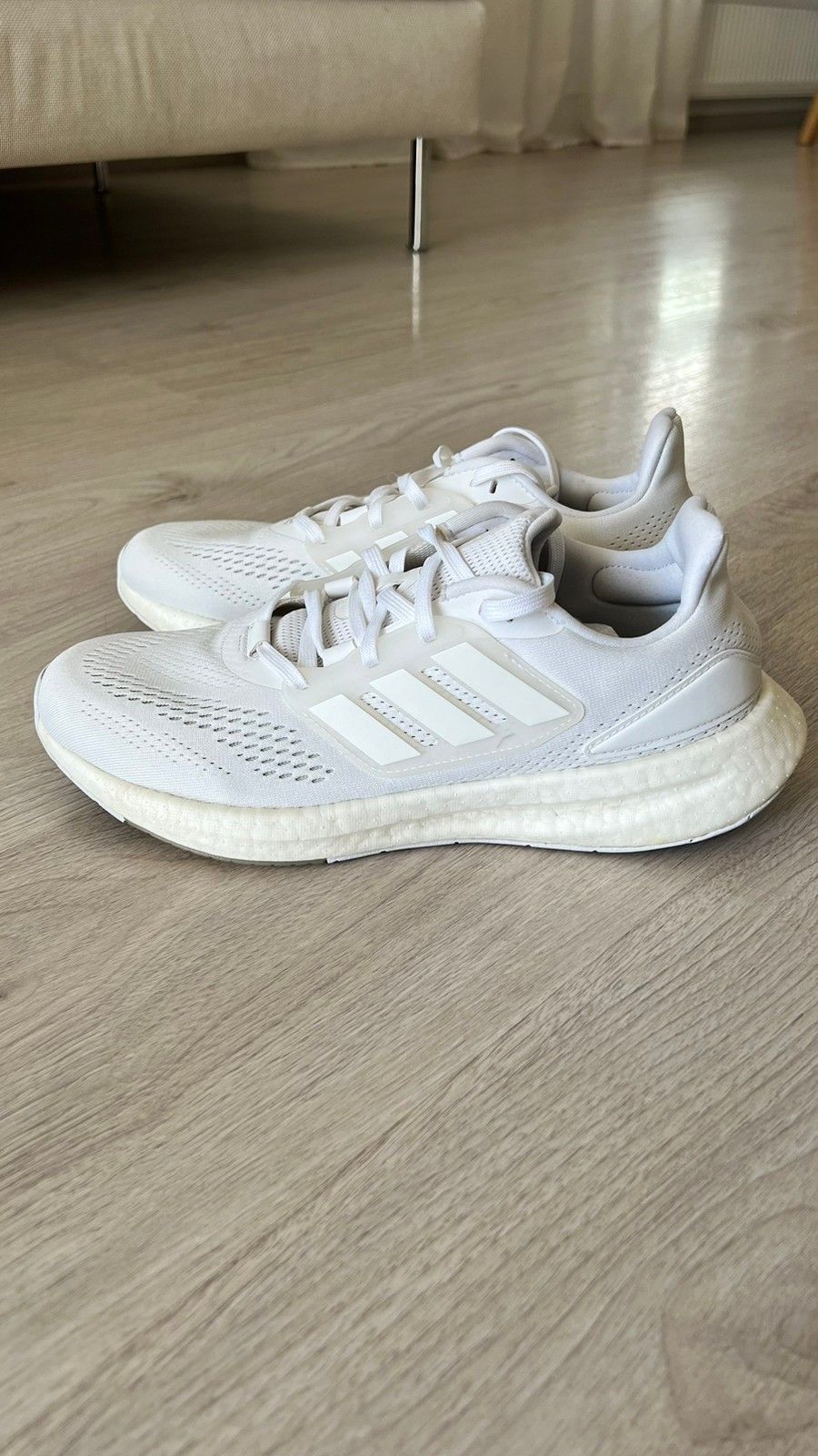 Adidas juoksukengät