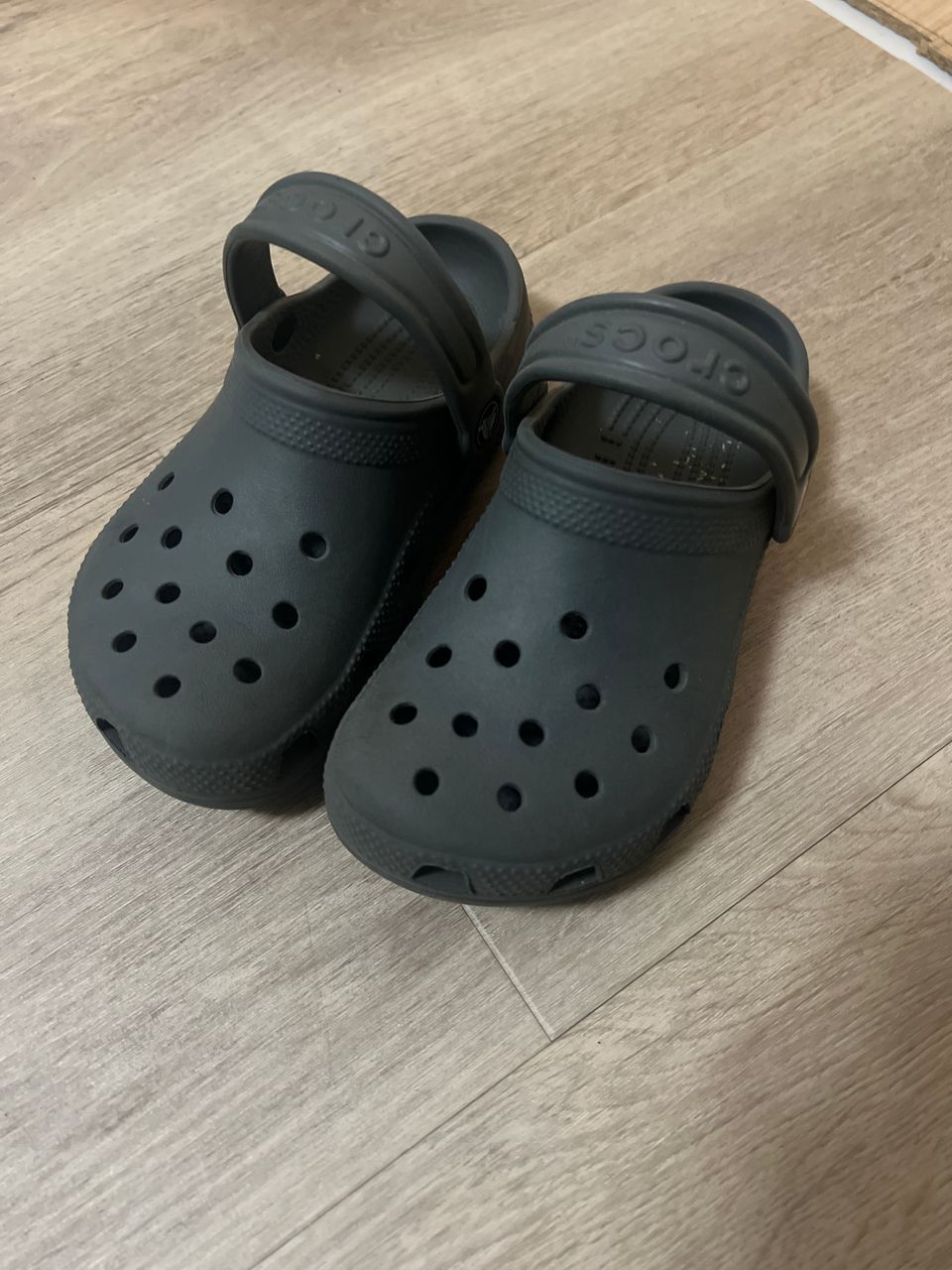 Lasten Crocsit (koko J1)