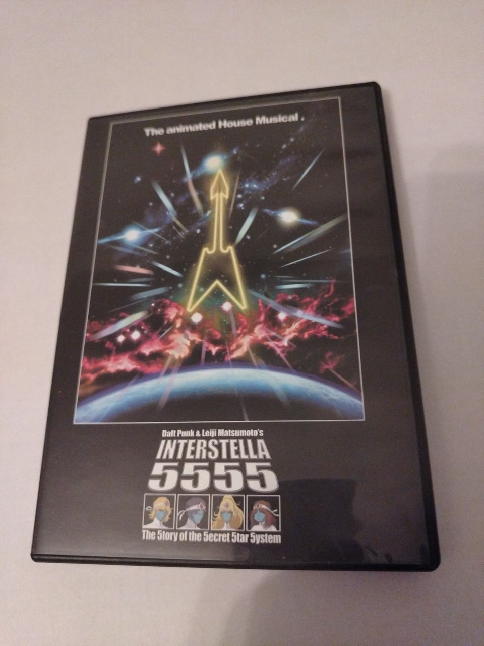 Interstella 5555