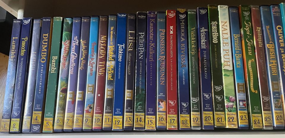 Disney klassikko DVD-elokuvat 154kpl