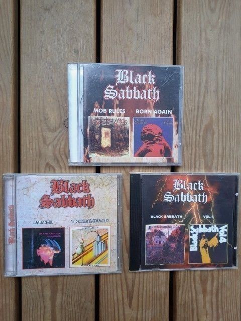 Black Sabbath CD 2on1 . Yksi levy ( 2 albumia ) maksa 12 €.  Postikulut : 8e