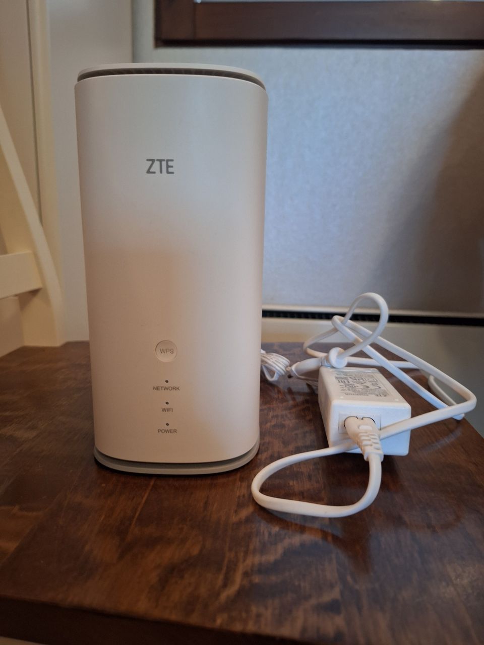 ZTE WiFi MC8020 5G reititin