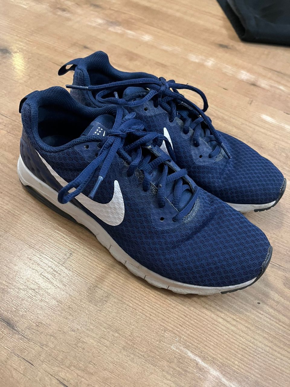 Nike tennarit 40