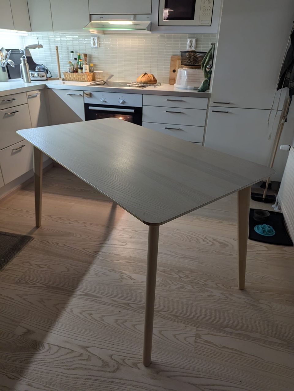 IKEA LISABO Pöytä