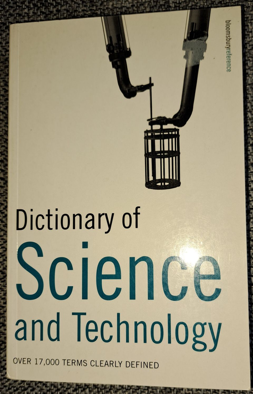 DICTIONARY OF SCIENCE AND TECHNOLOGY sanakirja