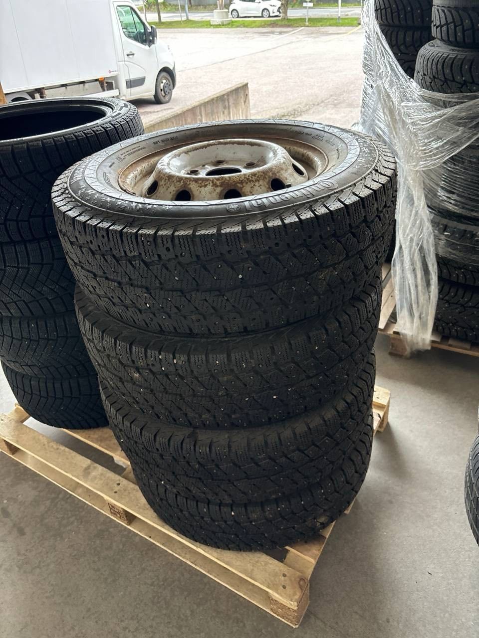 215/75 R16 6JX16H2