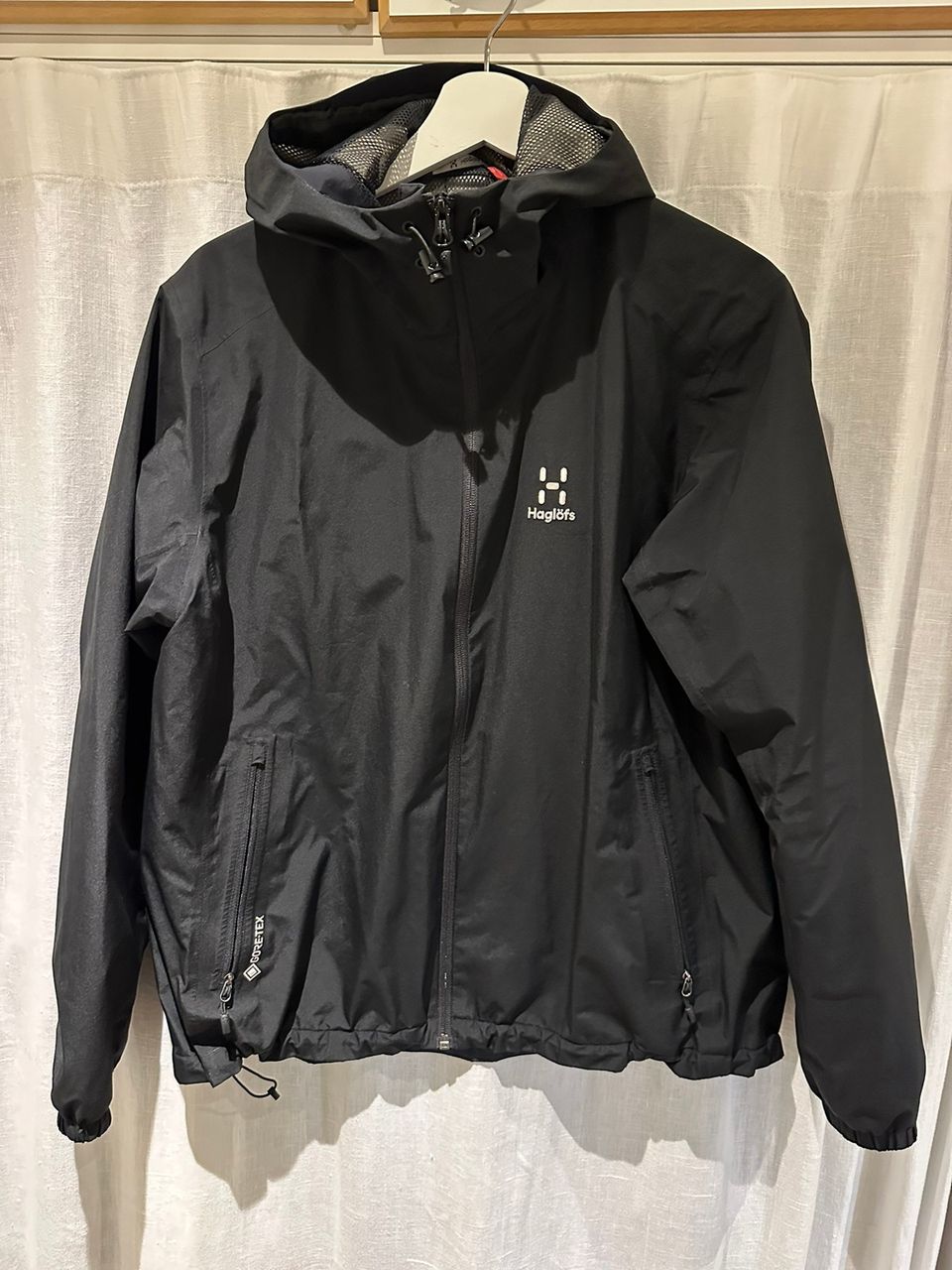 Naisten gore-tex takki