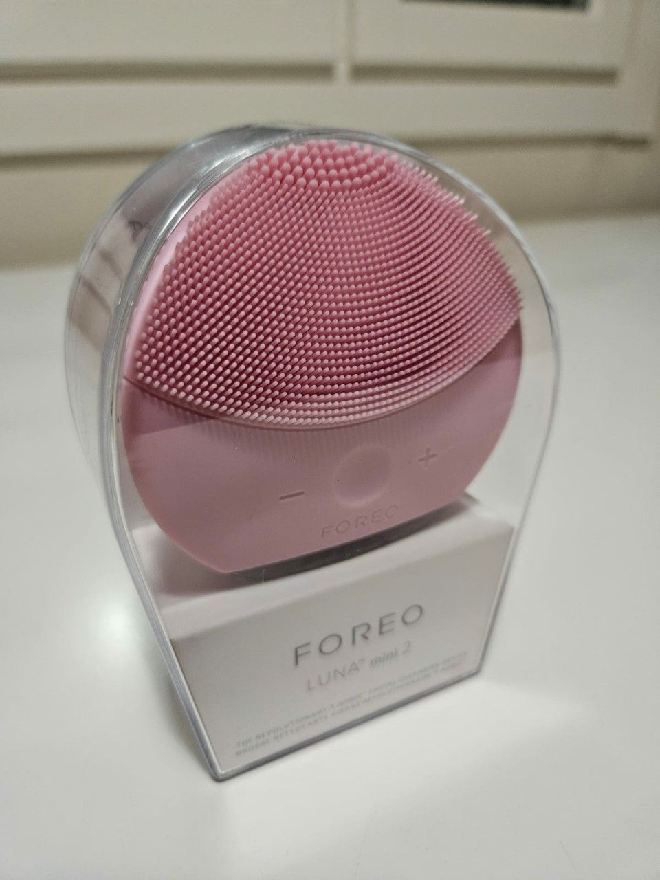 FOREO LUNA™ mini 2 Kasvojenpuhdistuslaite Pinkki