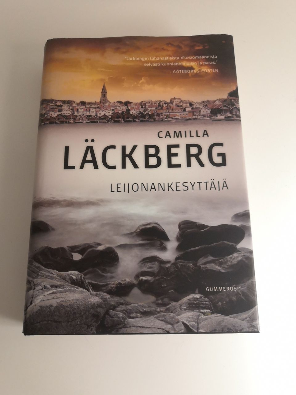 Läckberg, Leijonankesyttäjä