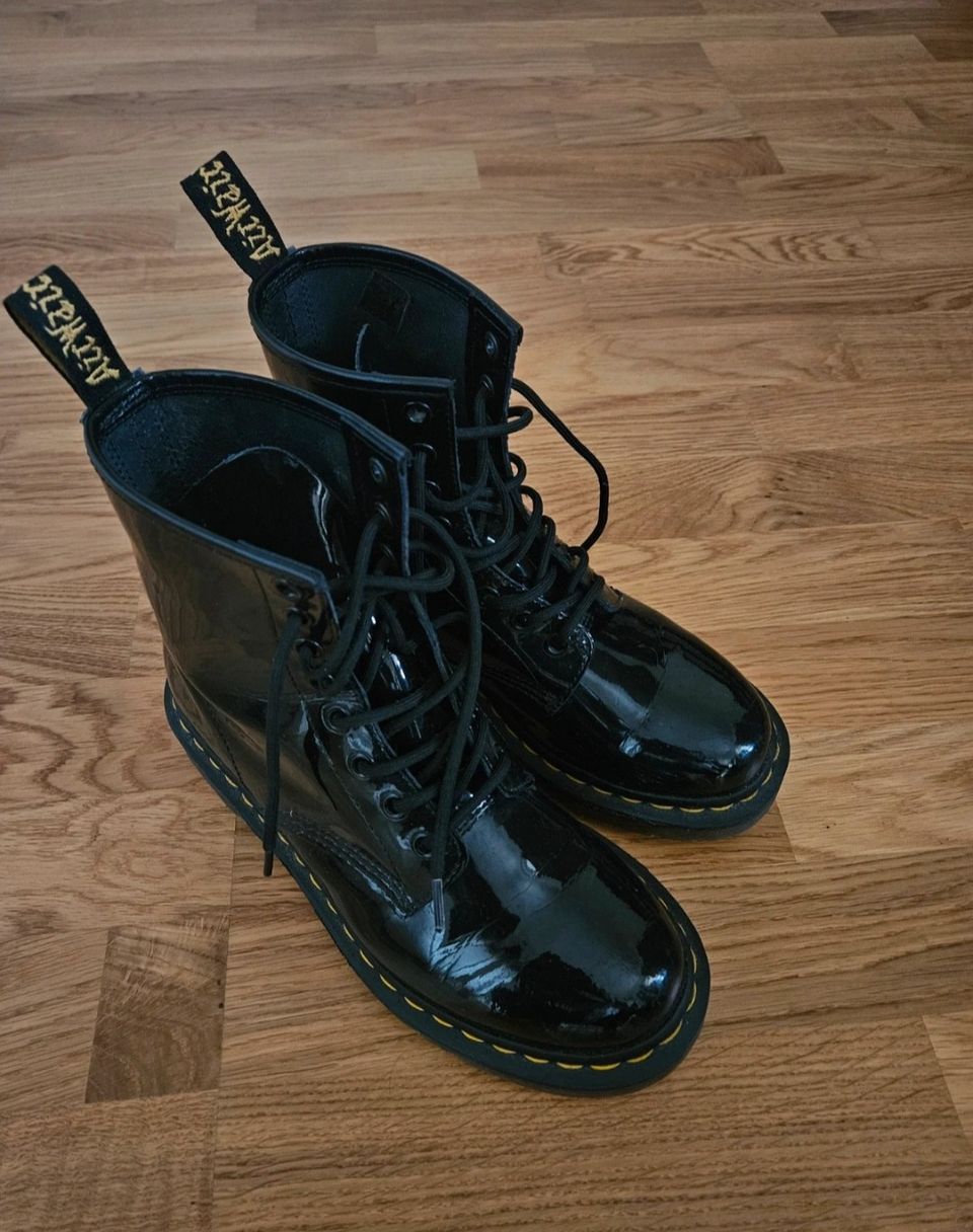 Dr. Martens maiharit