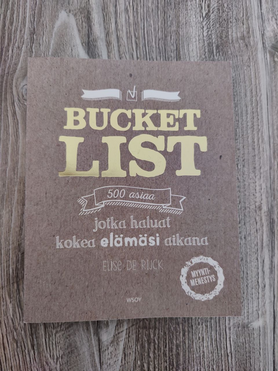 Bucket list kirja