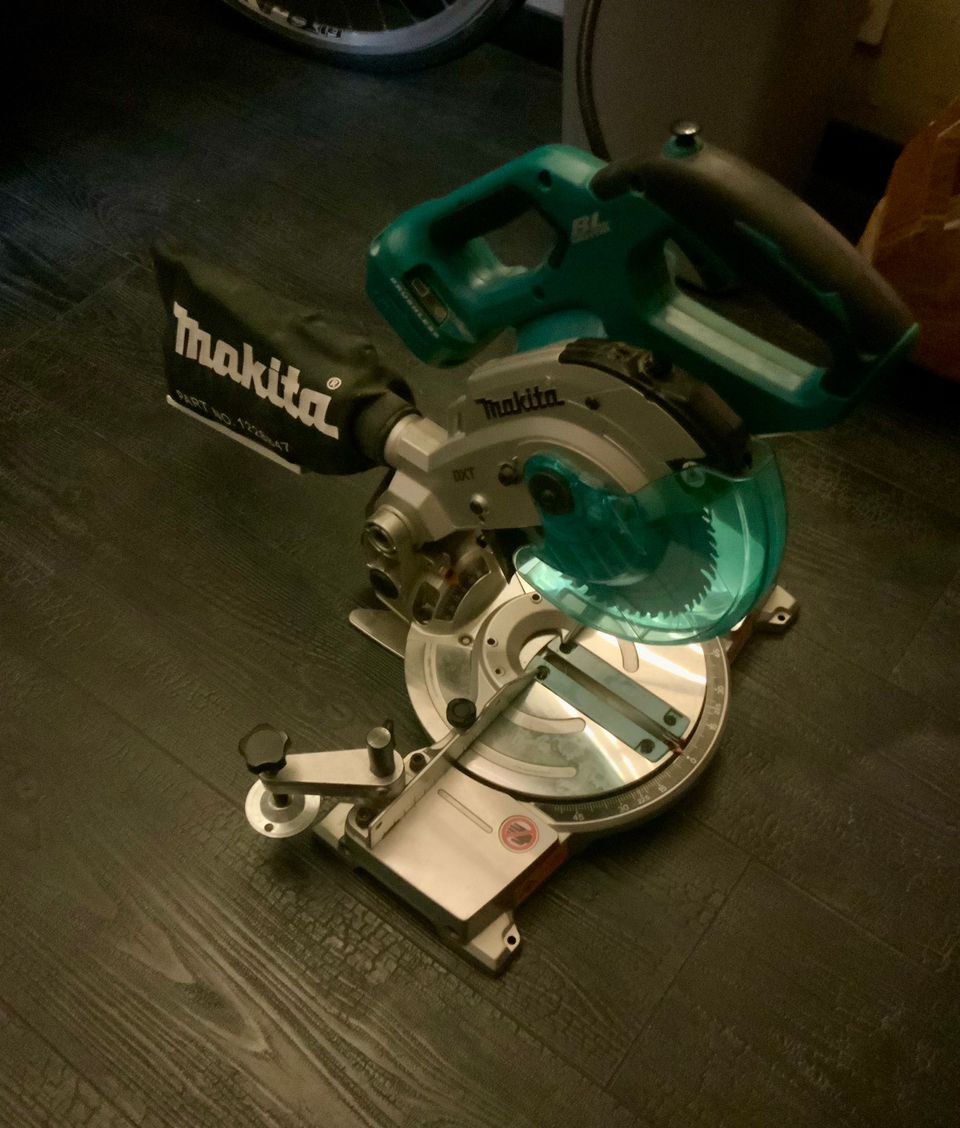 Makita LXT DLS600Z 18V 165mm katkaisu- ja jiirisaha + uusi terä