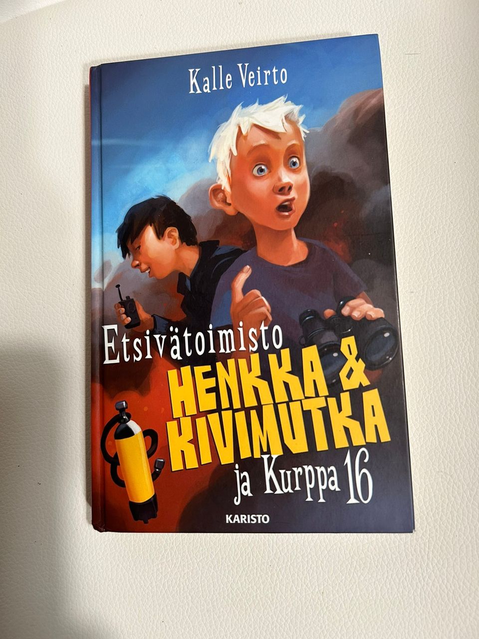 Henkka ja Kivimutka kirja