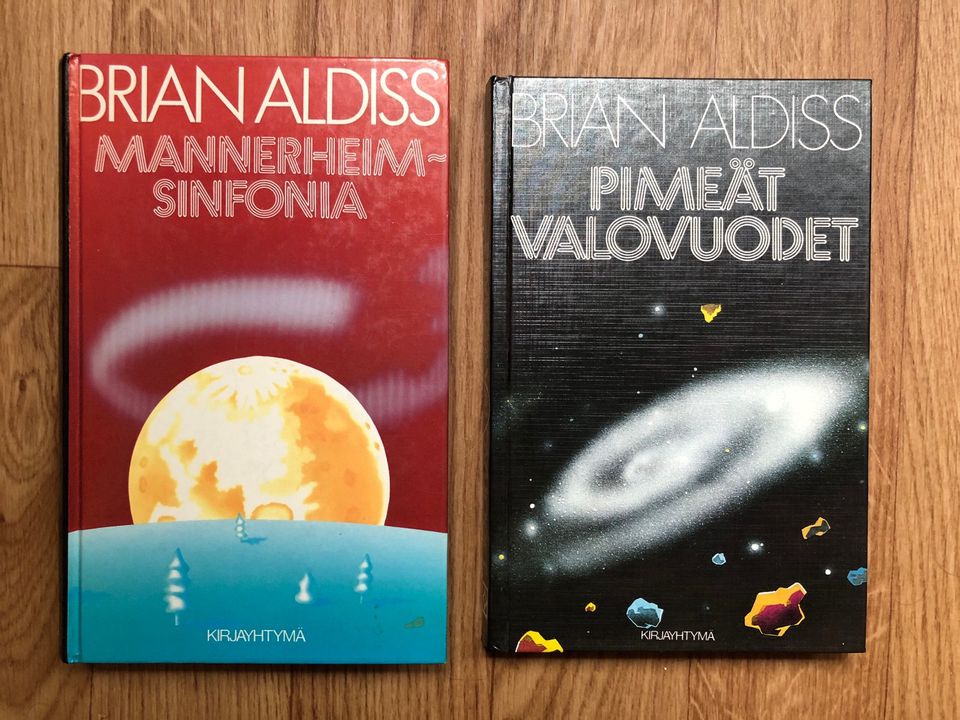 Brian Aldiss: Mannerheim-sinfonia/ Pimeät valovuodet