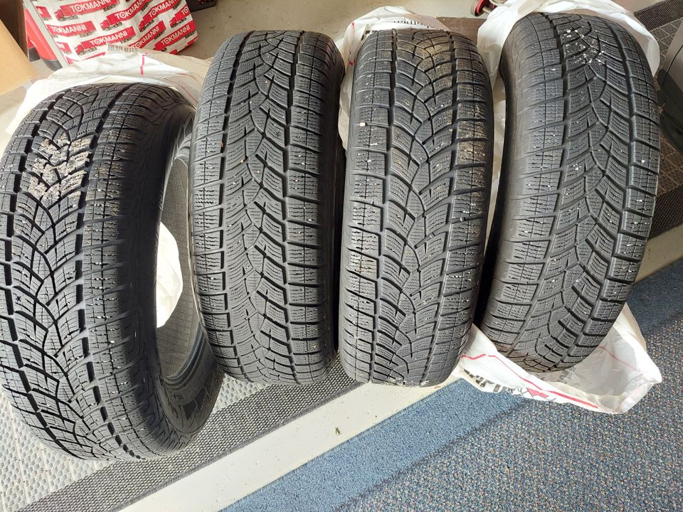 Good Year Kitkaarenkaa 225/65 R 17   102T