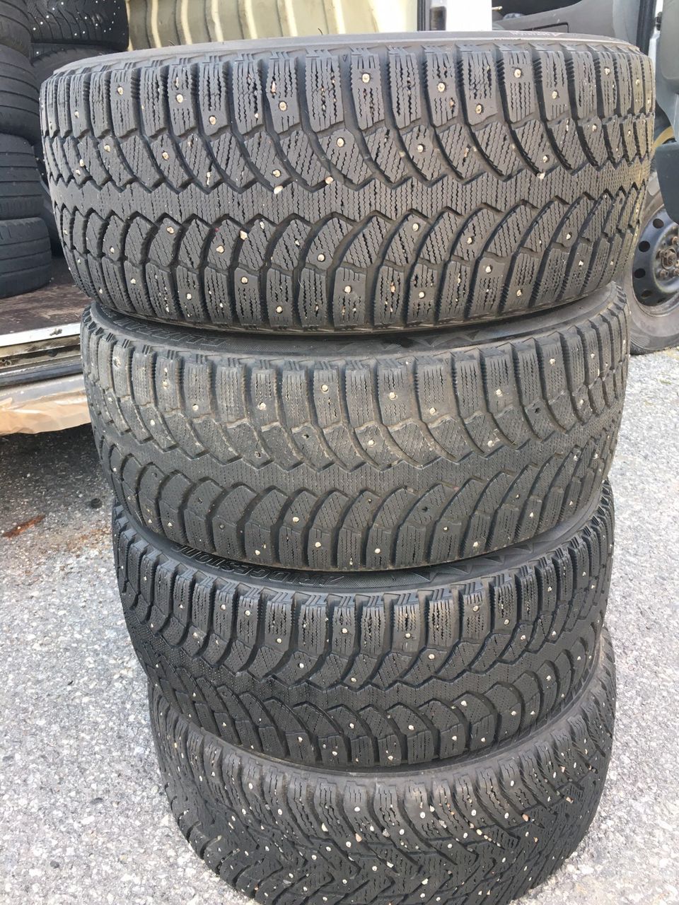 225/45R17 4Kpl NastaRenkaat