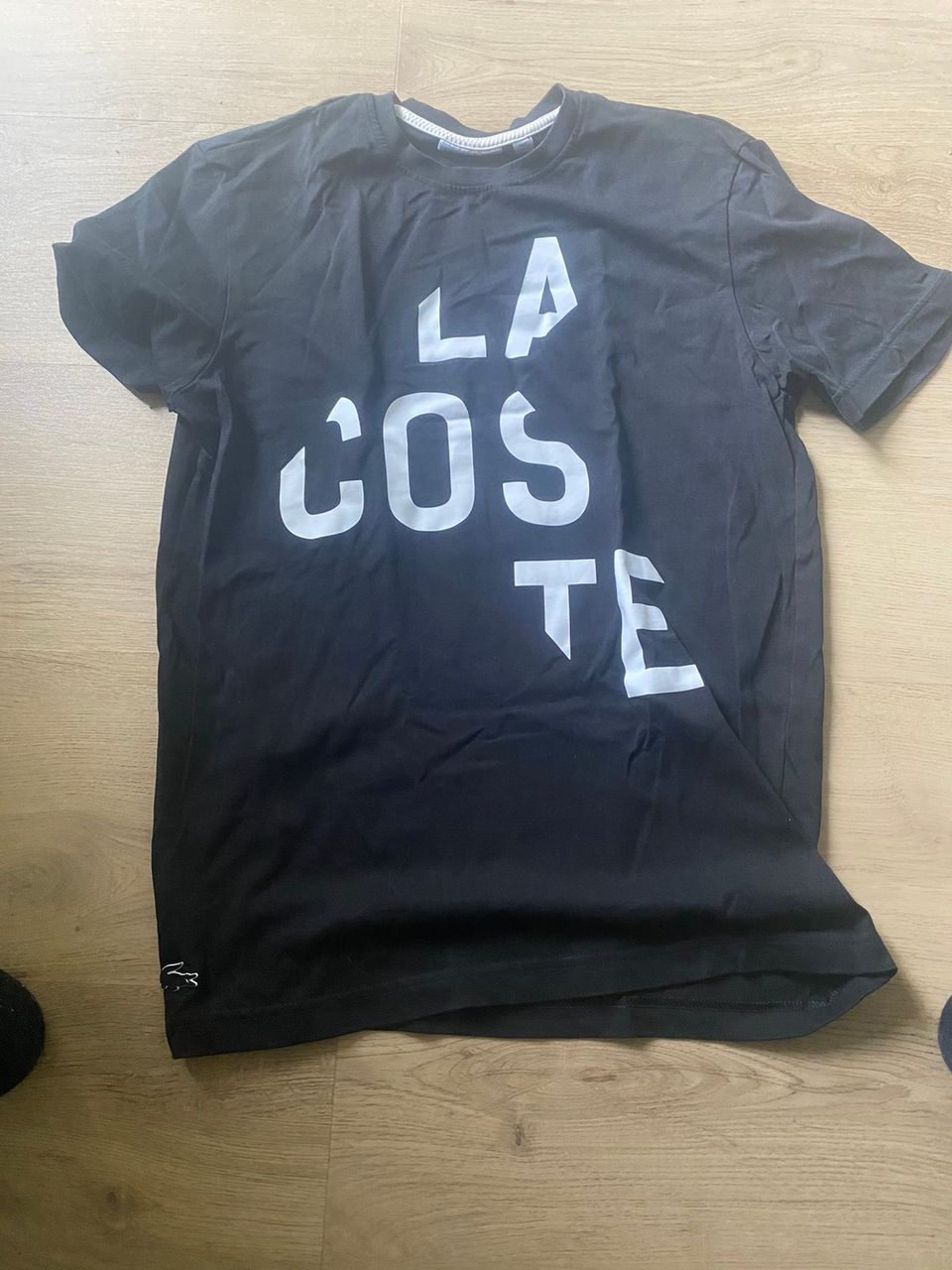 Lacoste t-paita