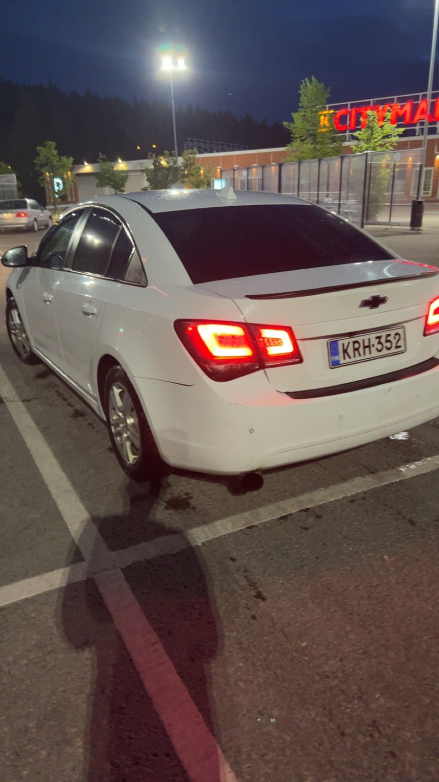 Chevrolet cruze j300 takaumpiot