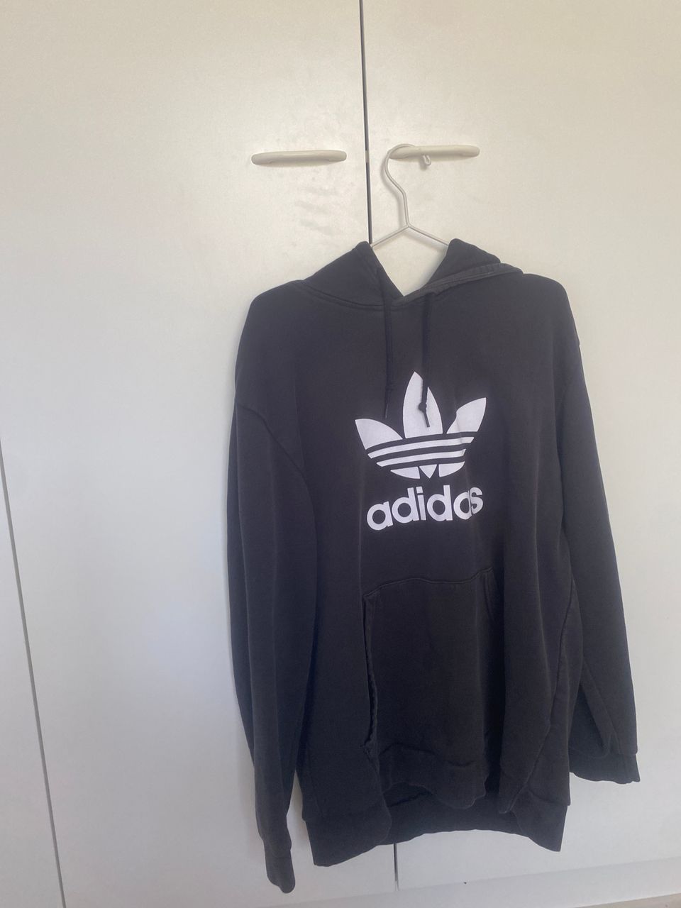 Adidas huppari XL