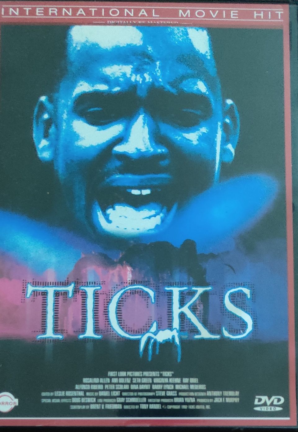 Ticks DVD kauhu/sci-fi (1993)