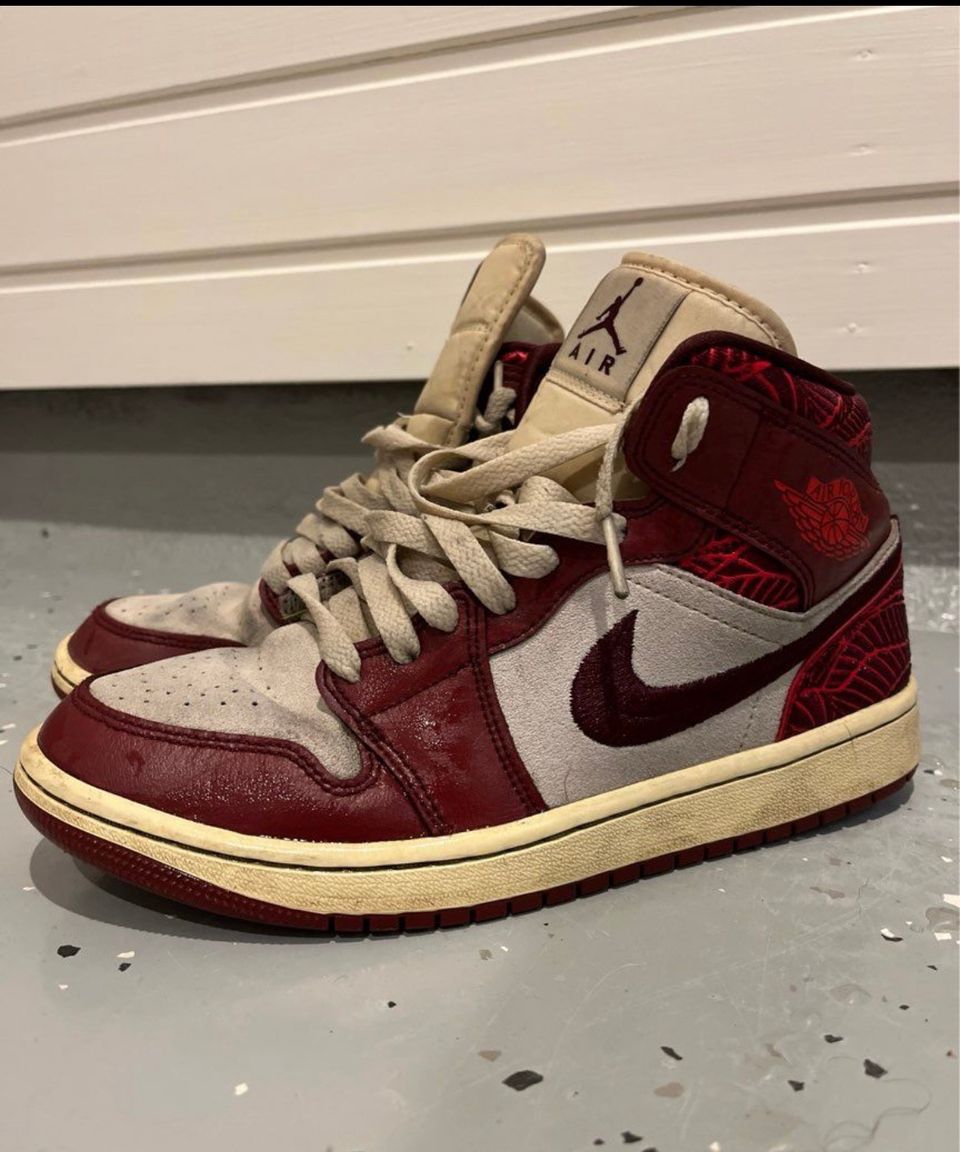 Airjordan 1 Mid