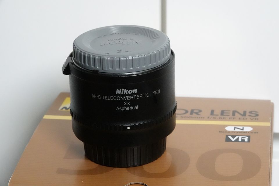 Nikon TC-20E III telejatke