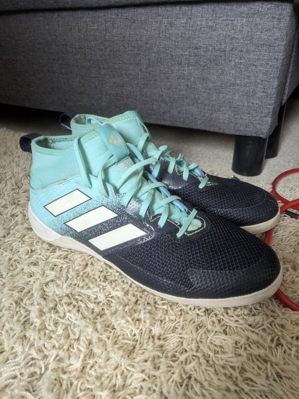 Adidas futsalkengät tai sisäpelikengät 40