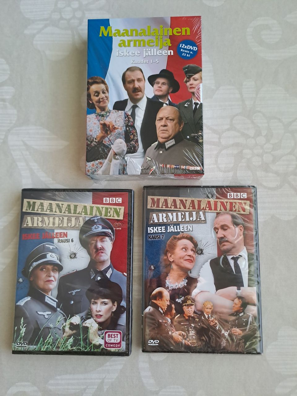 Maanalainen armeija iskee jälleen DVD kaudet 1-7.