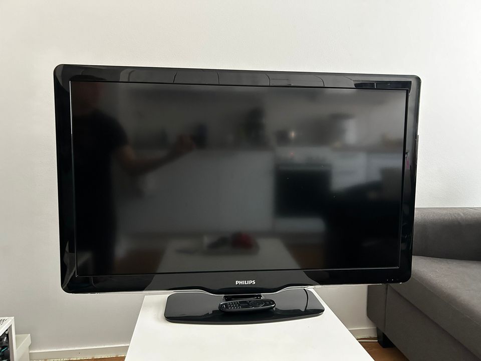 Philips 42’ Full HD 1080p TV