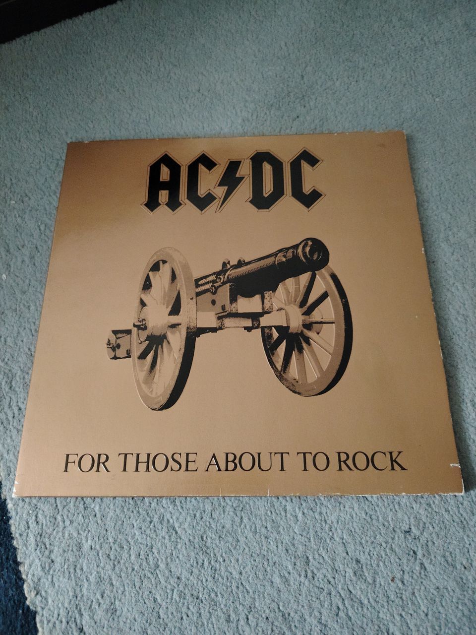 Acdc: For those about to rock lp