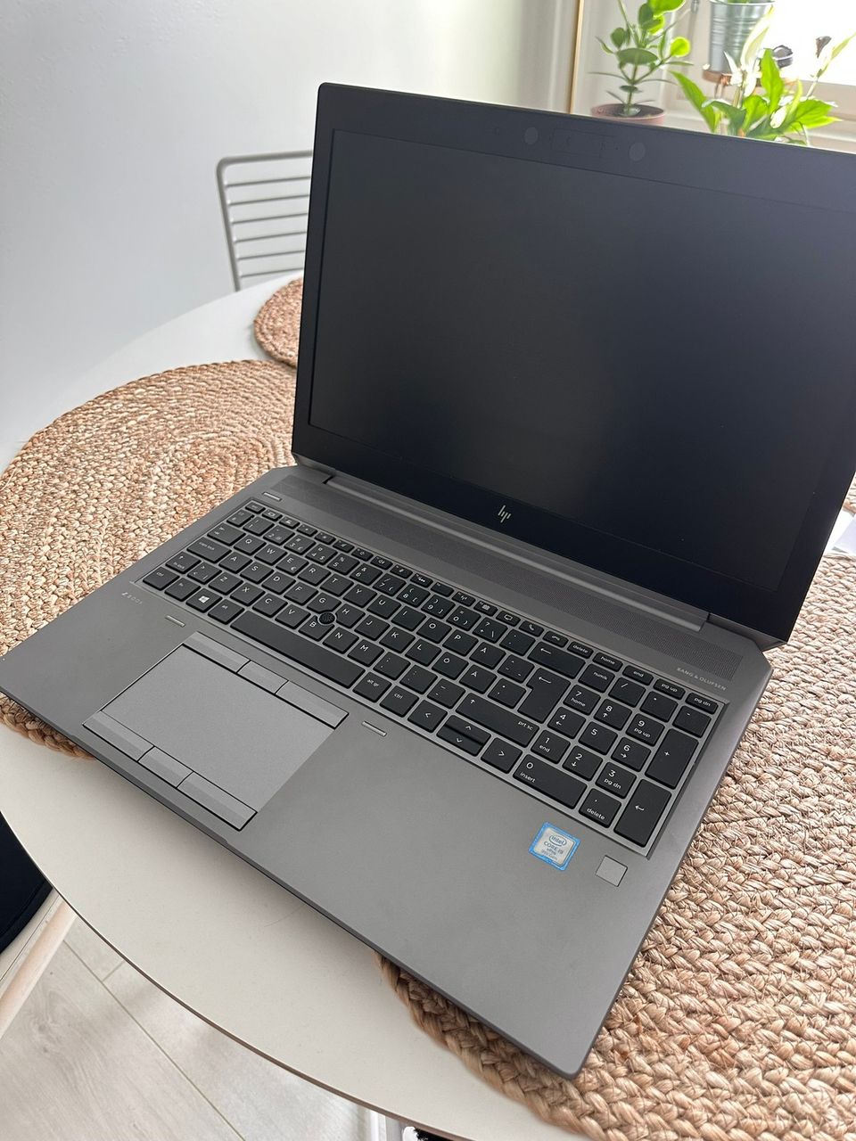 HP zbook 15 gen 6