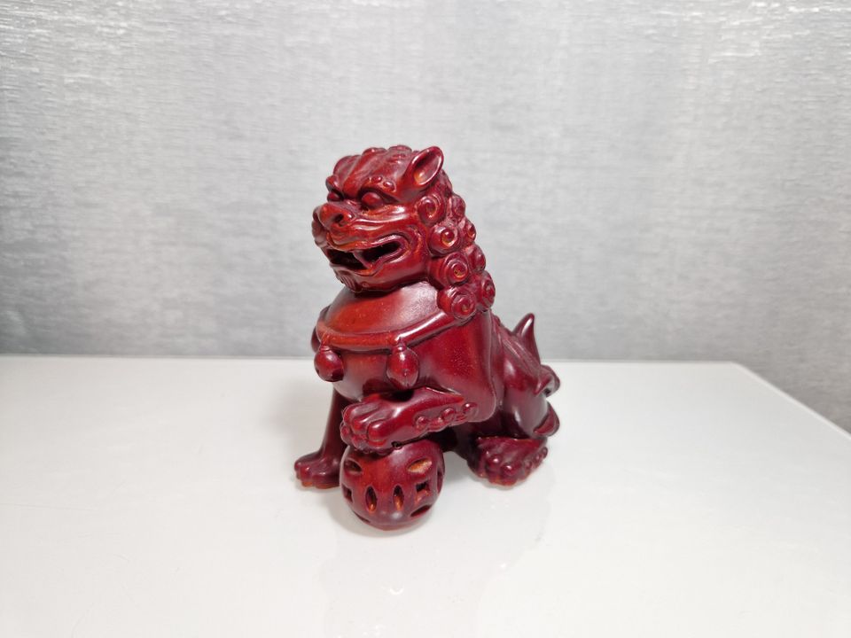 Good luck feng shui fu dog figurines