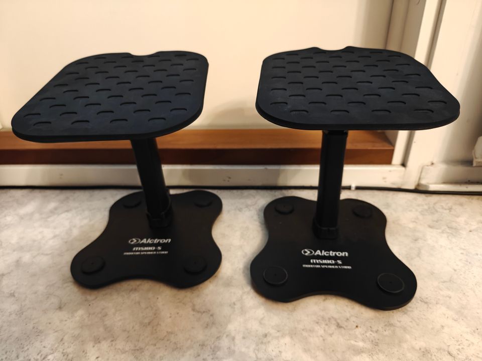 Alctron desktop speaker stand kaiutintelineet