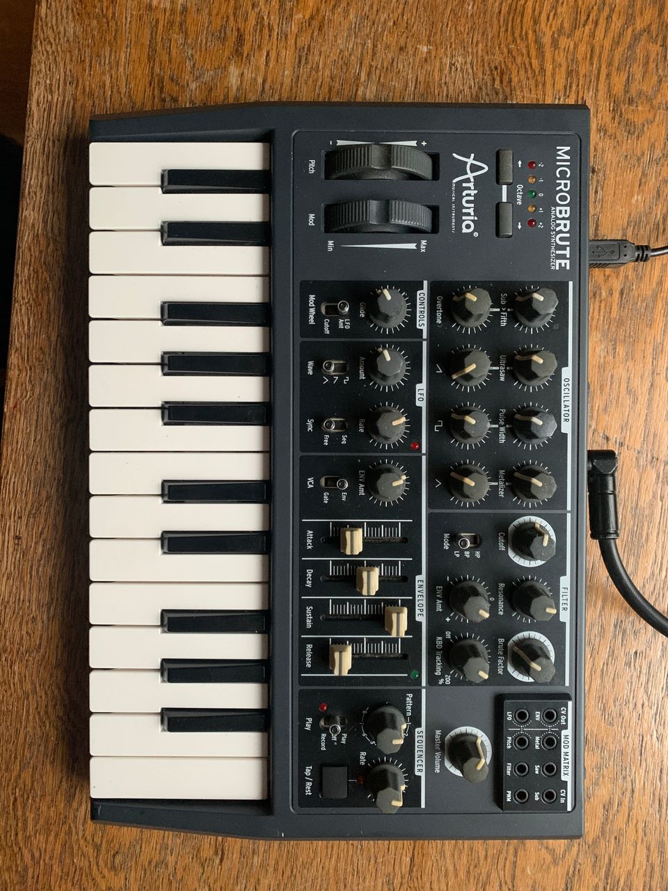 Arturia Microbrute