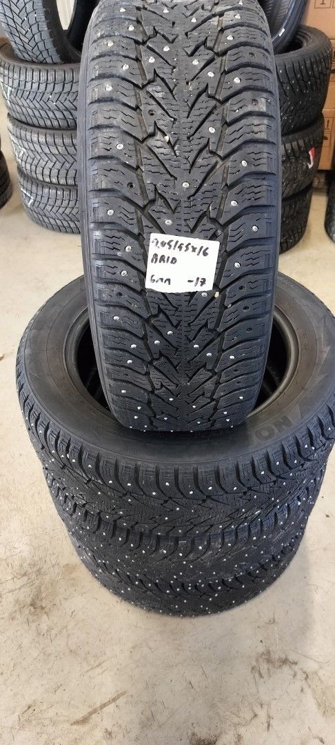 4kpl 205/55R16 Bridgestone nastat