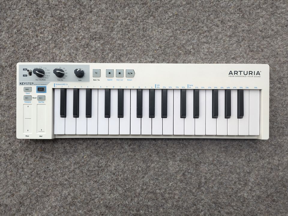 Arturia Keystep - midikontrolleri