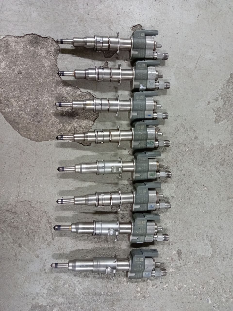 8x BMW N43/N53 suuttimia 13537589048